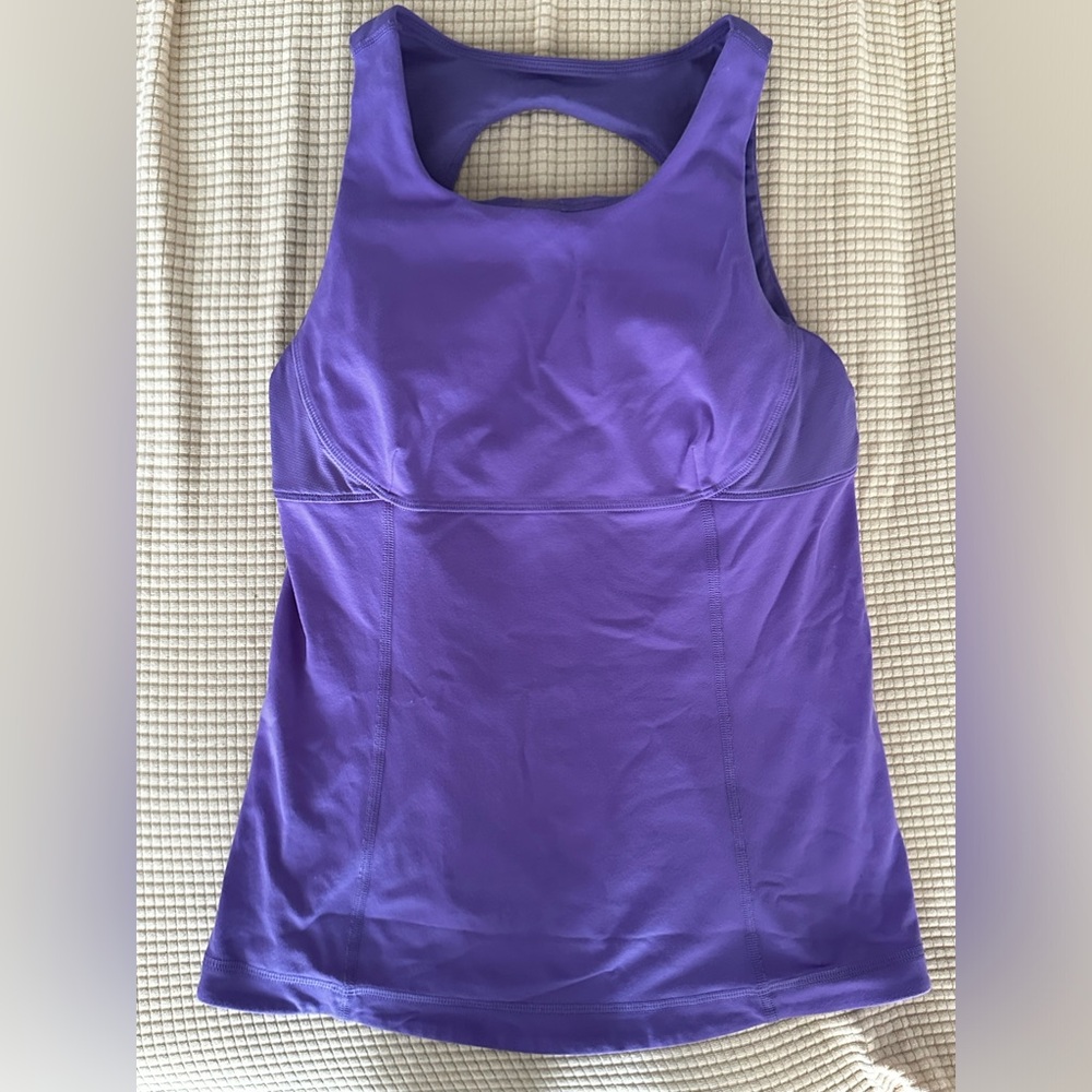 Lululemon purple active tank top 🍋